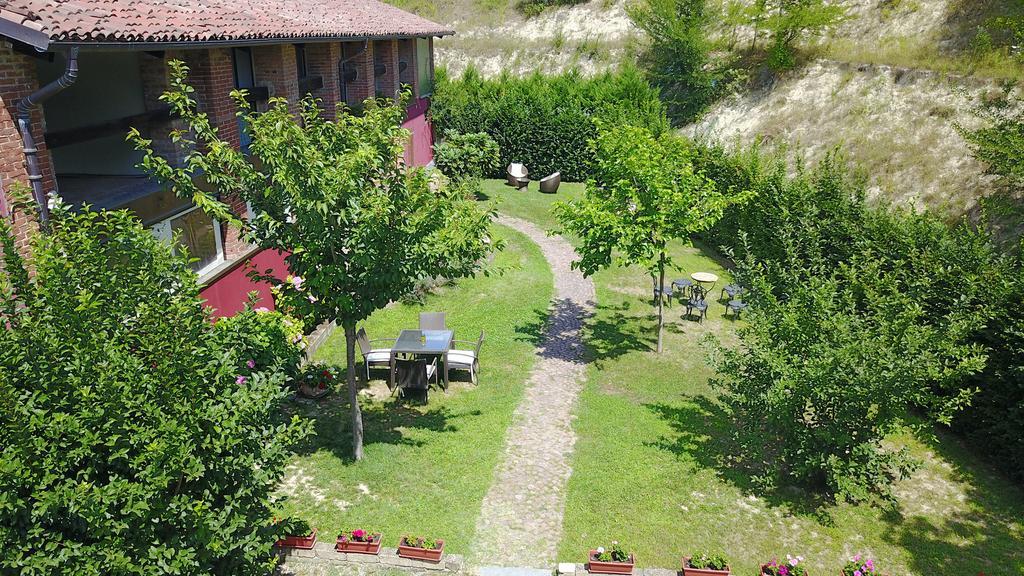 Agriturismo Tenuta Polledro Asti Ngoại thất bức ảnh
