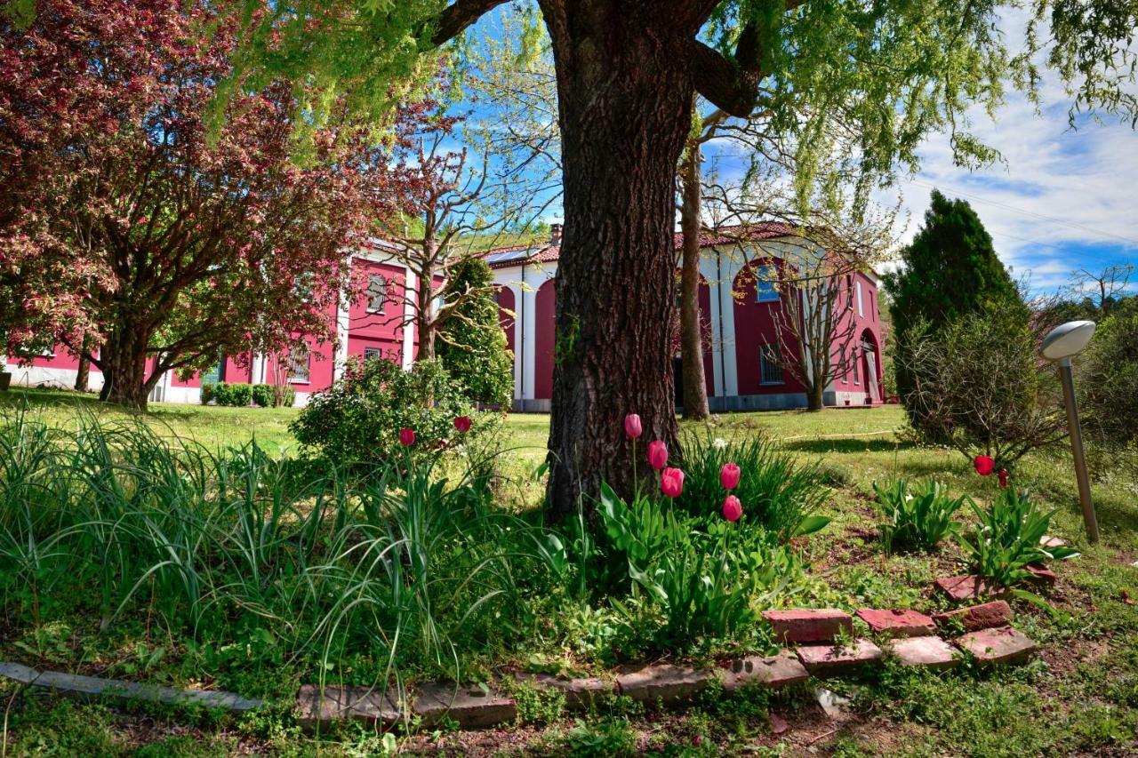 Agriturismo Tenuta Polledro Asti Ngoại thất bức ảnh